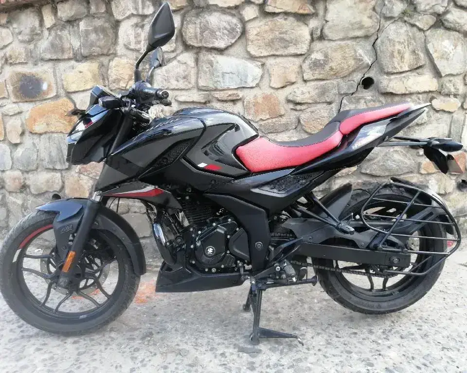 2022 Bajaj Pulsar N160