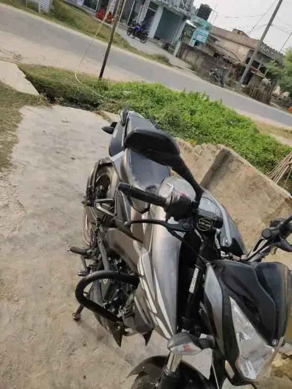 2022 Bajaj Pulsar NS 200