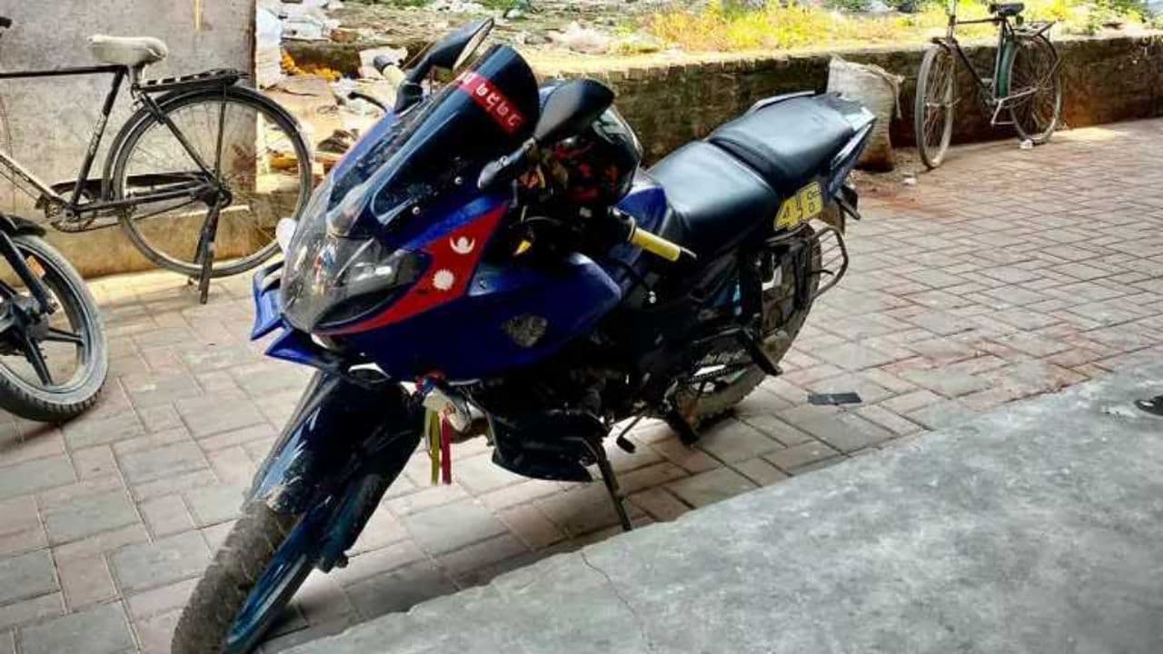 2012 Bajaj Pulsar 220F