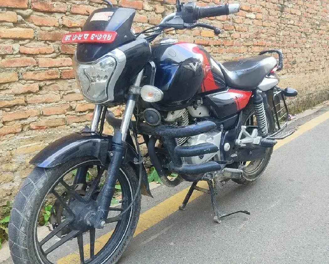 2016 Bajaj V15