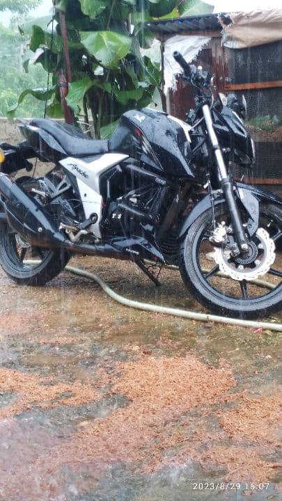 2021 TVS Apache RTR 160 4V Refresh