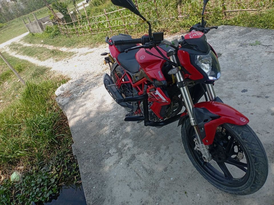 2021 Benelli TNT 150i