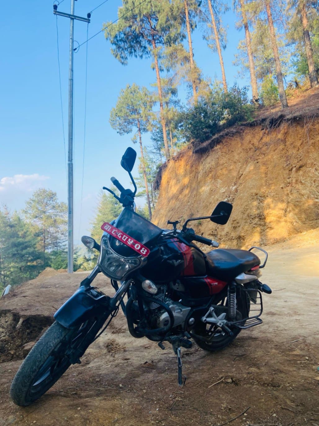 2017 Bajaj V15