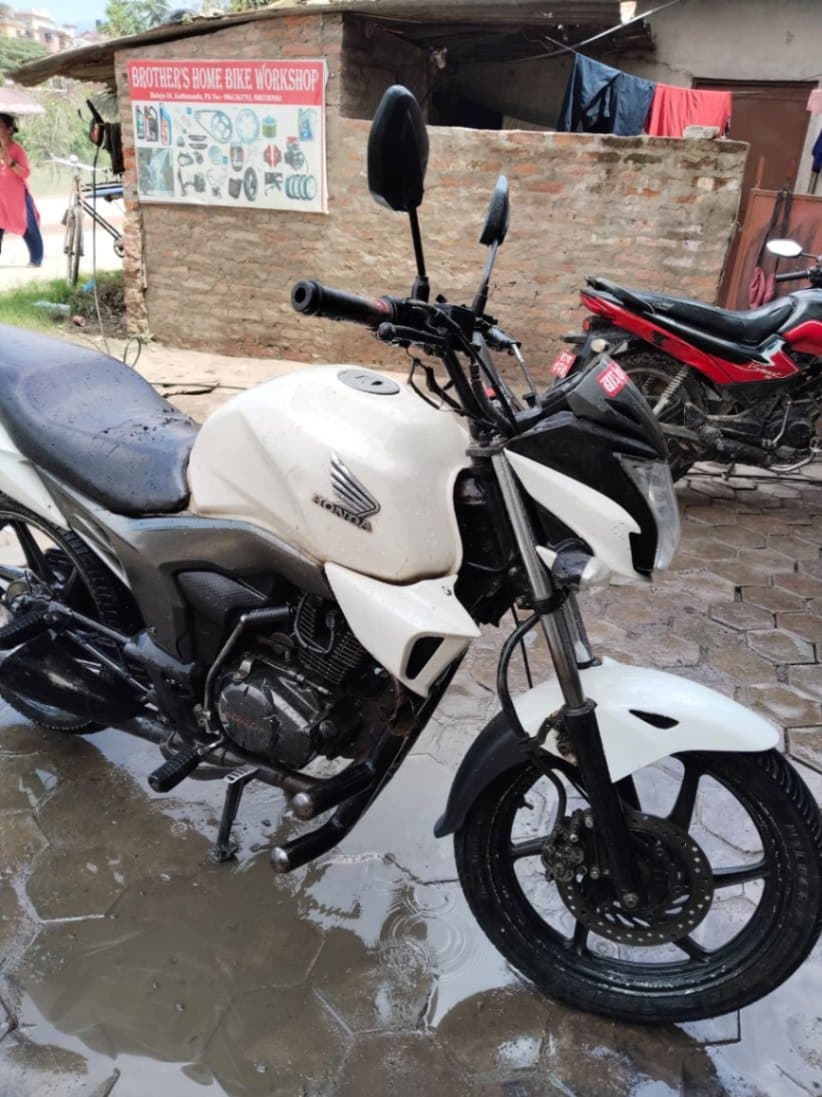 2015 Honda CB Trigger