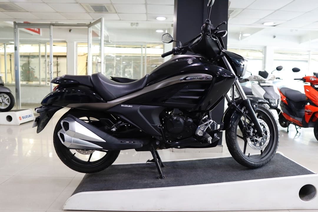 2018 Suzuki Intruder image