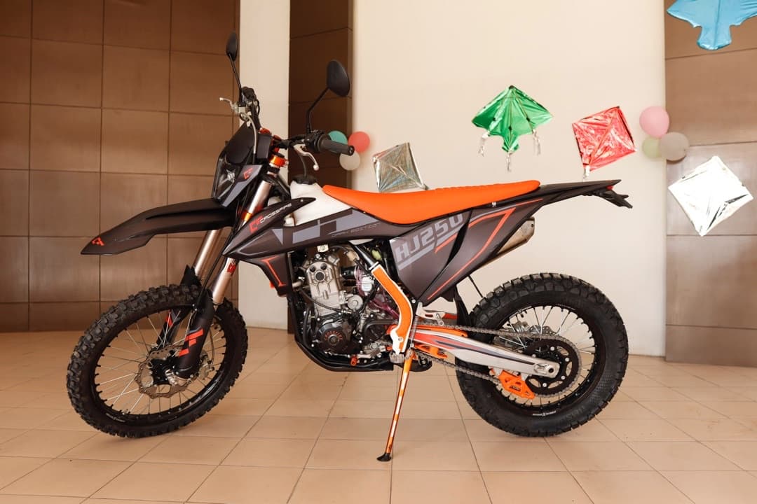 2023 Crossfire HJ 250 image