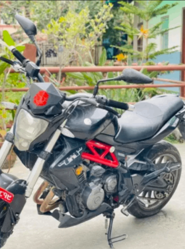 2016 Benelli TNT 300 image