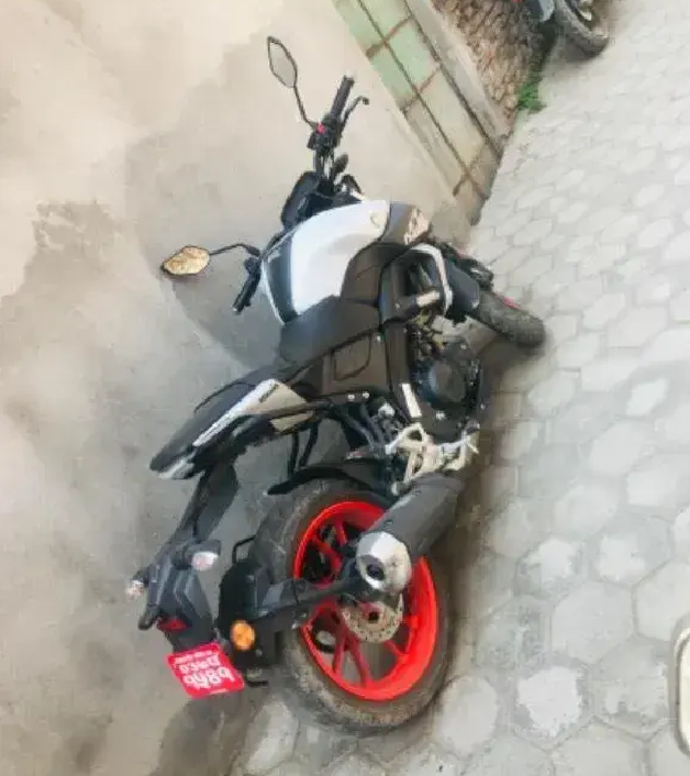 2022 Yamaha MT-15 image