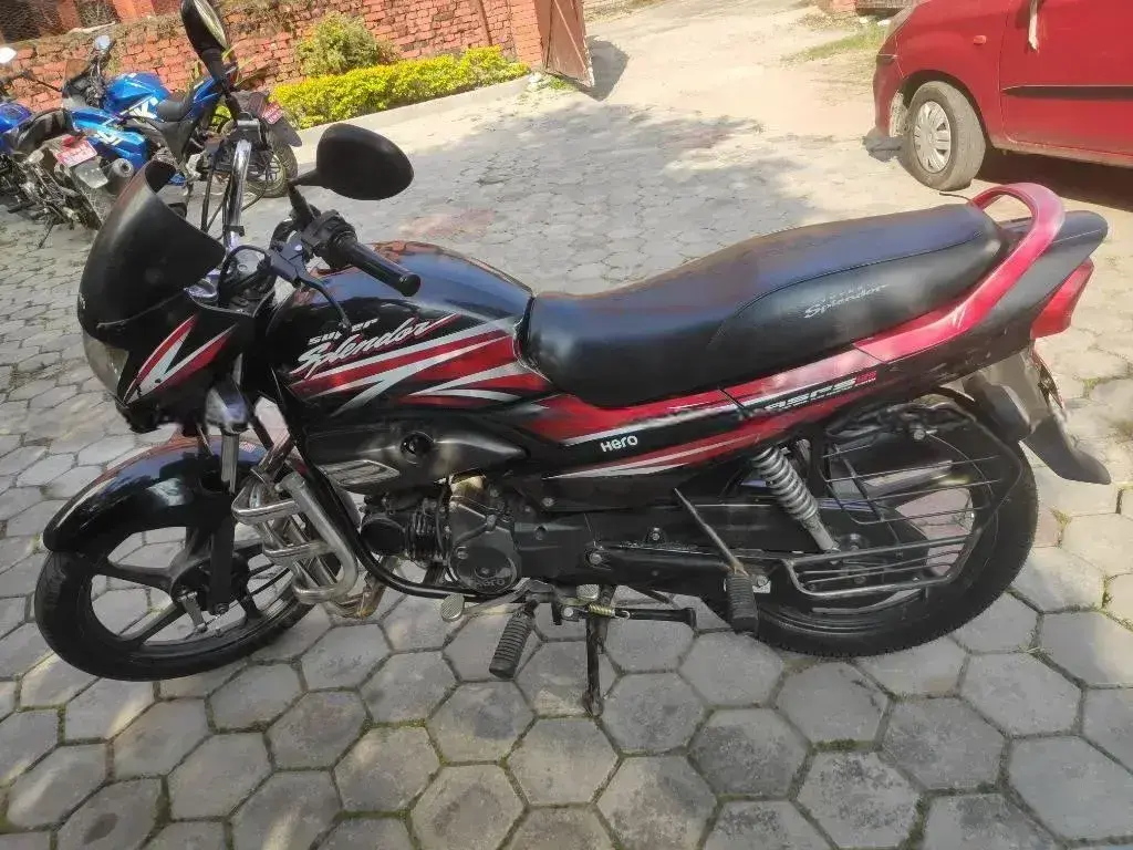 2015 Hero Super Splendor image