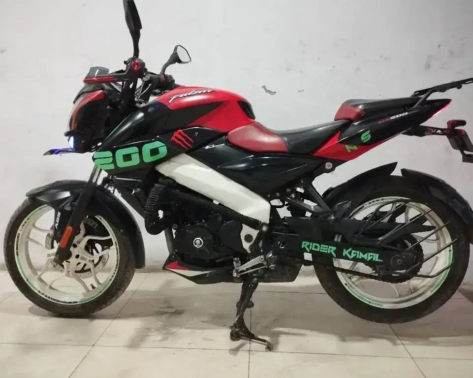 2021 Bajaj Pulsar NS 200 image