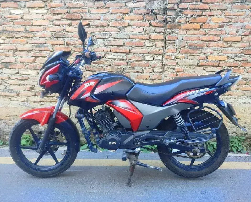 2018 TVS Stryker 125 image