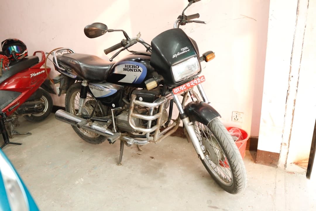 2004 Hero Splendor Plus image