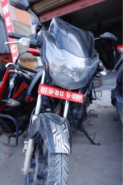 2017 TVS Apache RTR 180 2V image