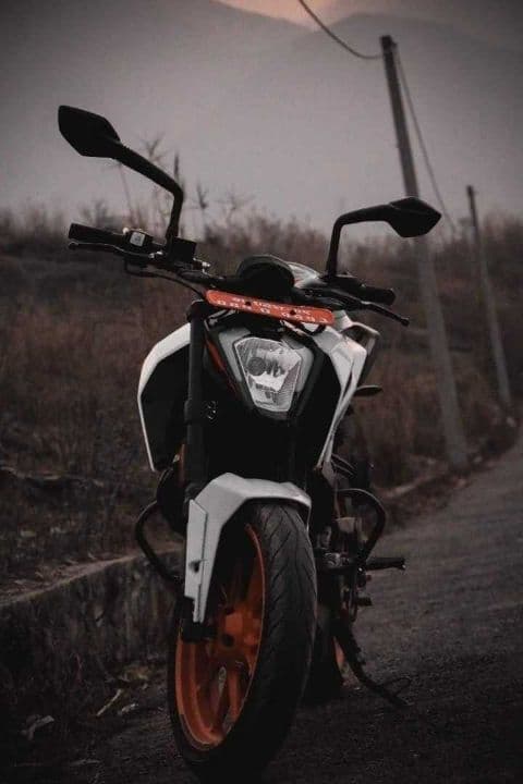 2022 KTM Duke 200 image