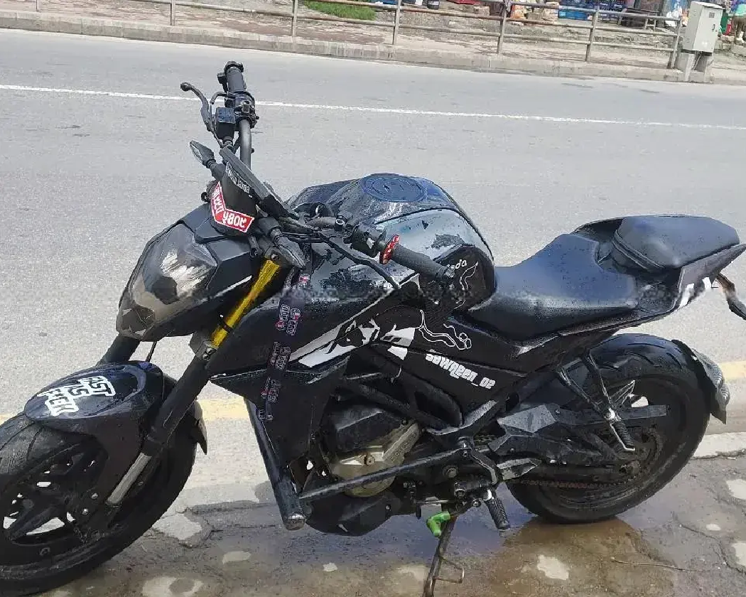 2018 CFMoto 250NK image