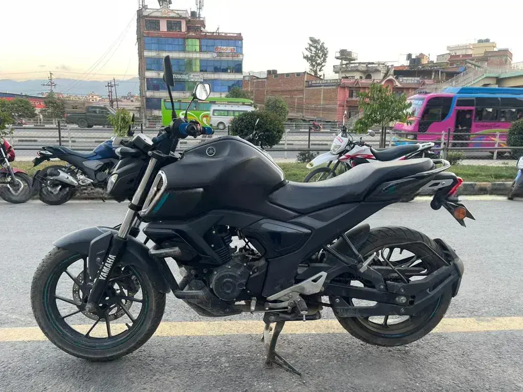 2021 Yamaha FZS V3 image
