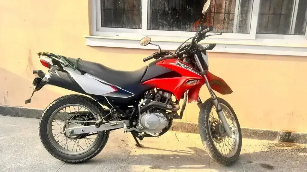 2017 Honda XR 150L image