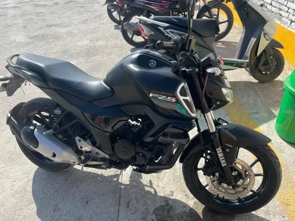 2019 Yamaha FZS V3 image