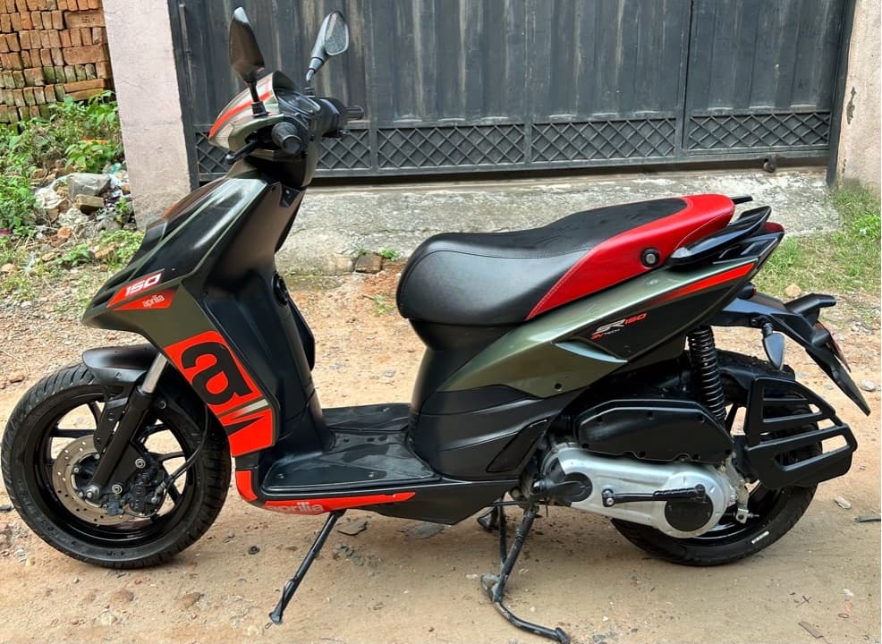 2021 Aprilia SR 150 image