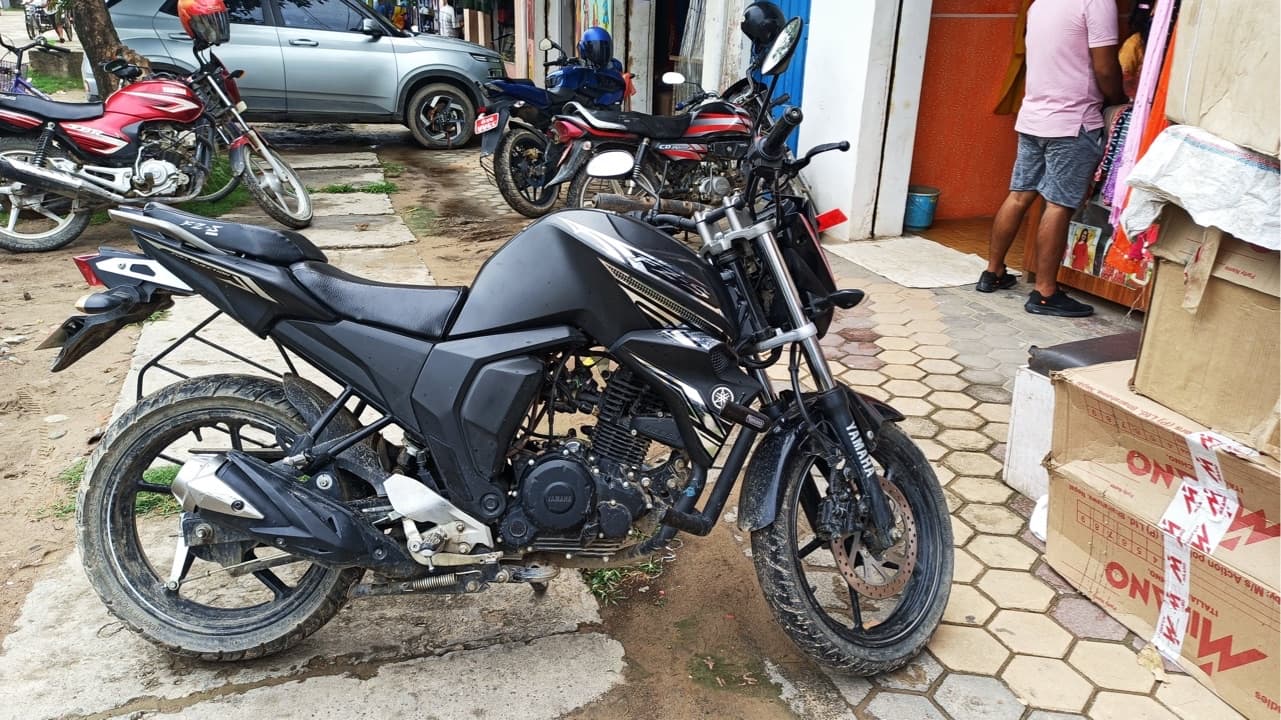 2018 Yamaha FZS V2 image