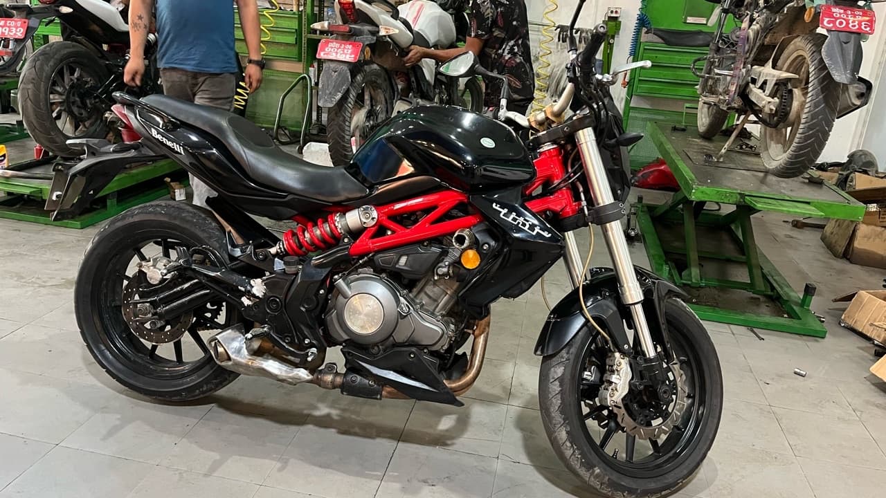 2016 Benelli TNT 300 image