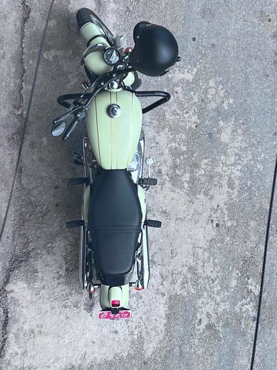 2021 Jawa Yezdi Forty Two image