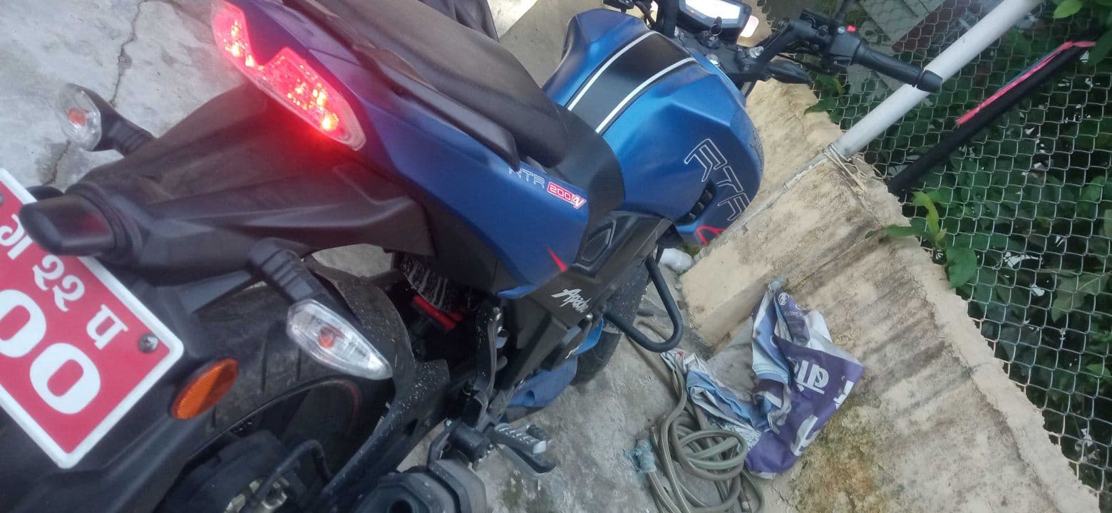 2022 TVS Apache RTR 200 4V image
