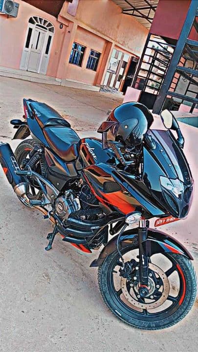 2021 Bajaj Pulsar 220F image
