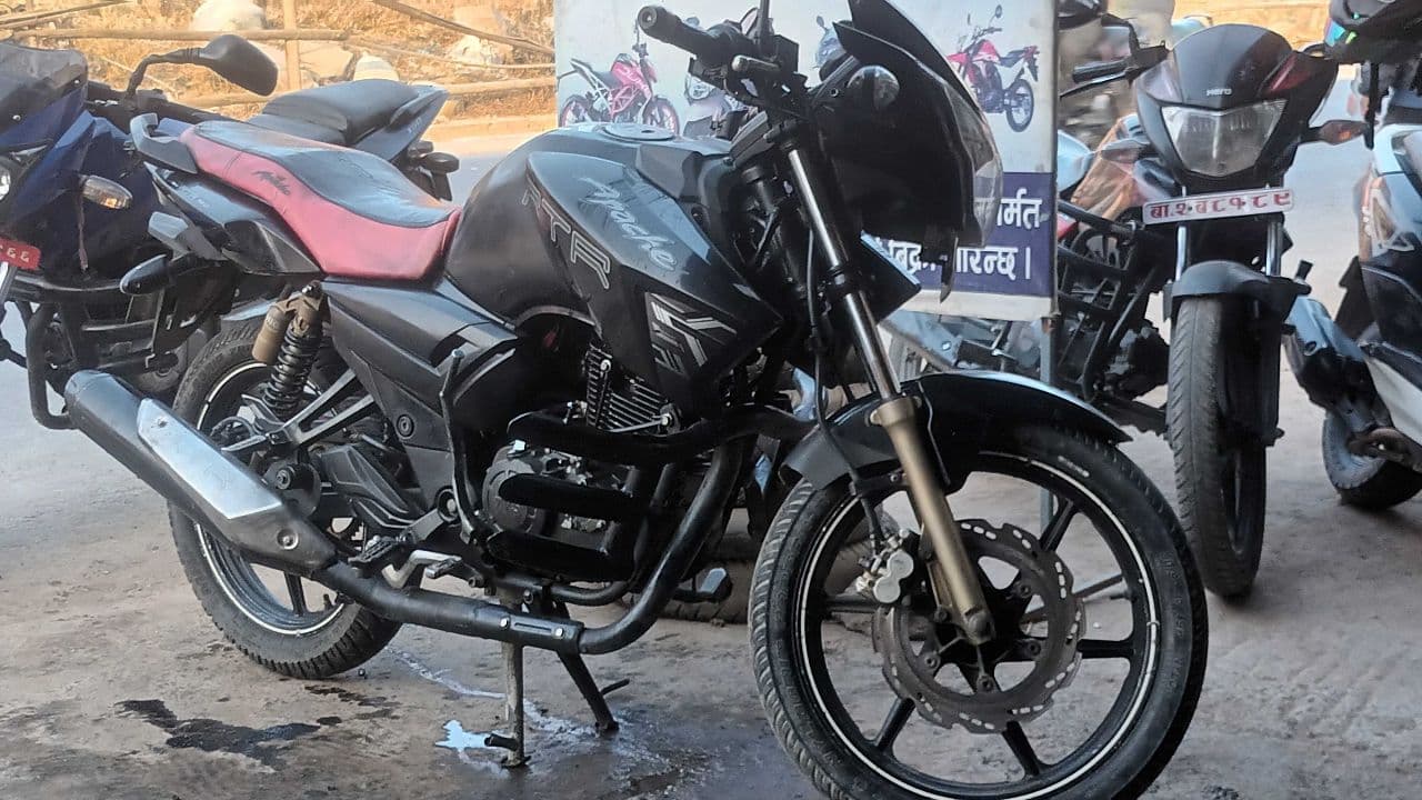 2014 TVS Apache RTR 180 2V image