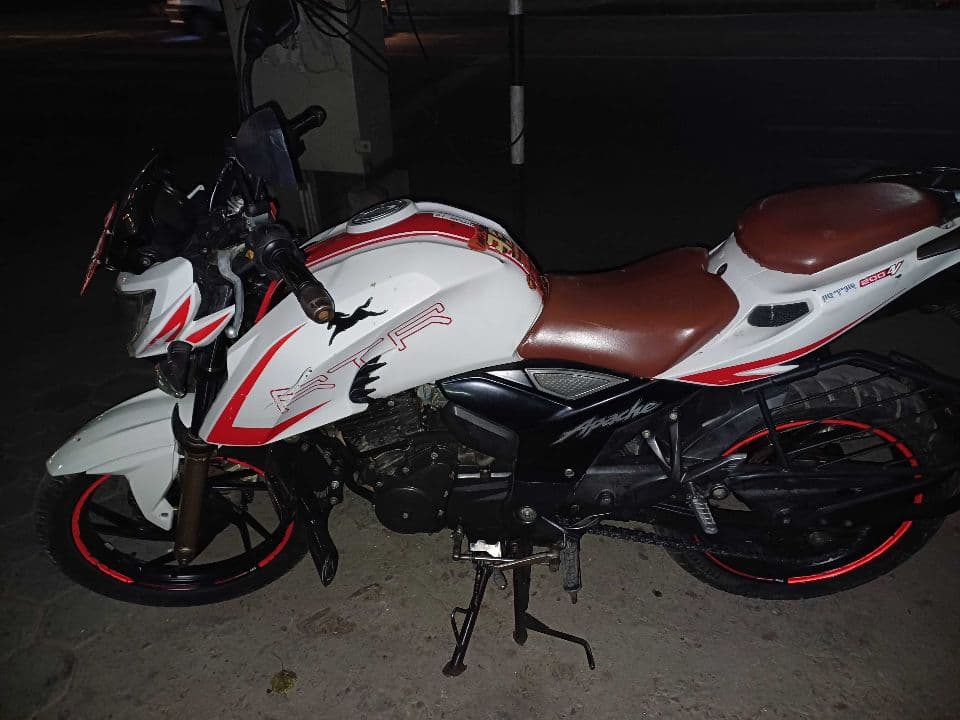 2018 TVS Apache RTR 200 4V image