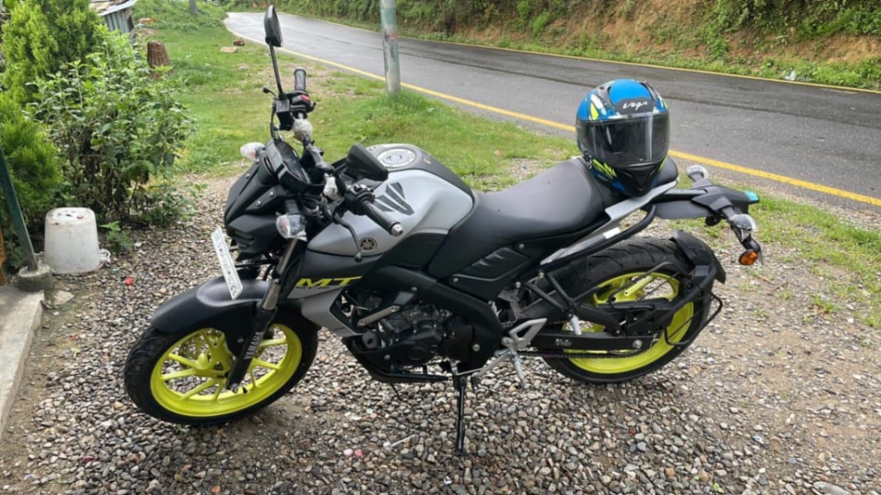 2023 Yamaha MT-15 image
