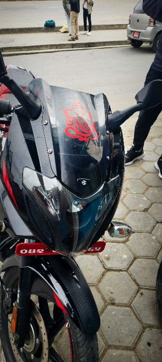 2022 Bajaj Pulsar 220F image