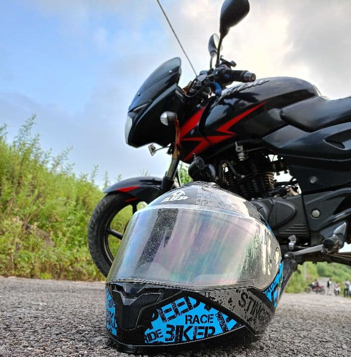2021 Bajaj Pulsar 180 image