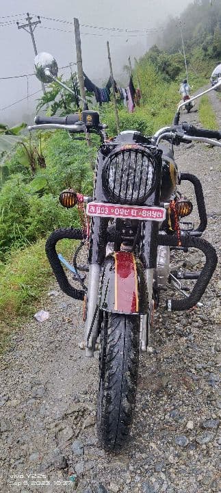 2023 Royal Enfield Classic 350 image