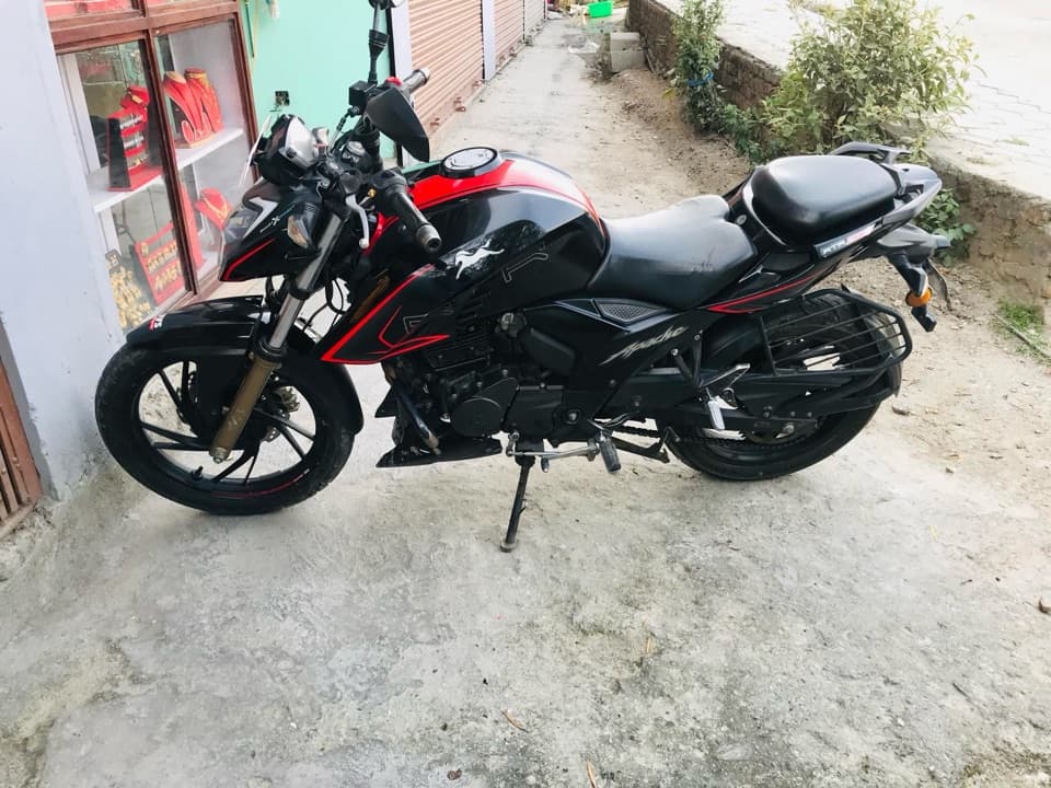 2021 TVS Apache RTR 200 4V image