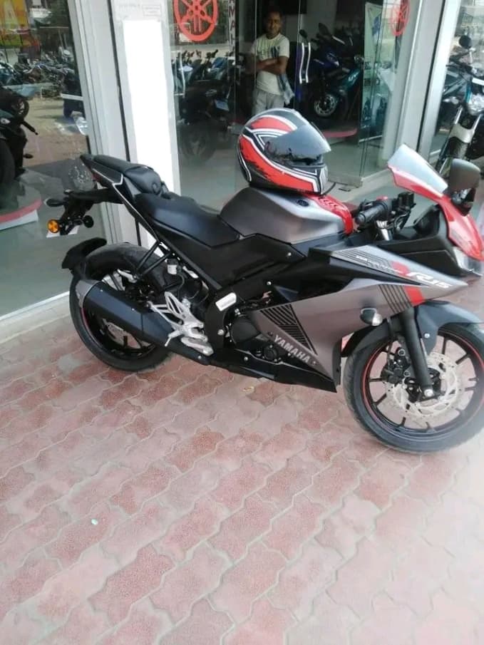 2019 Yamaha R15 V3 image
