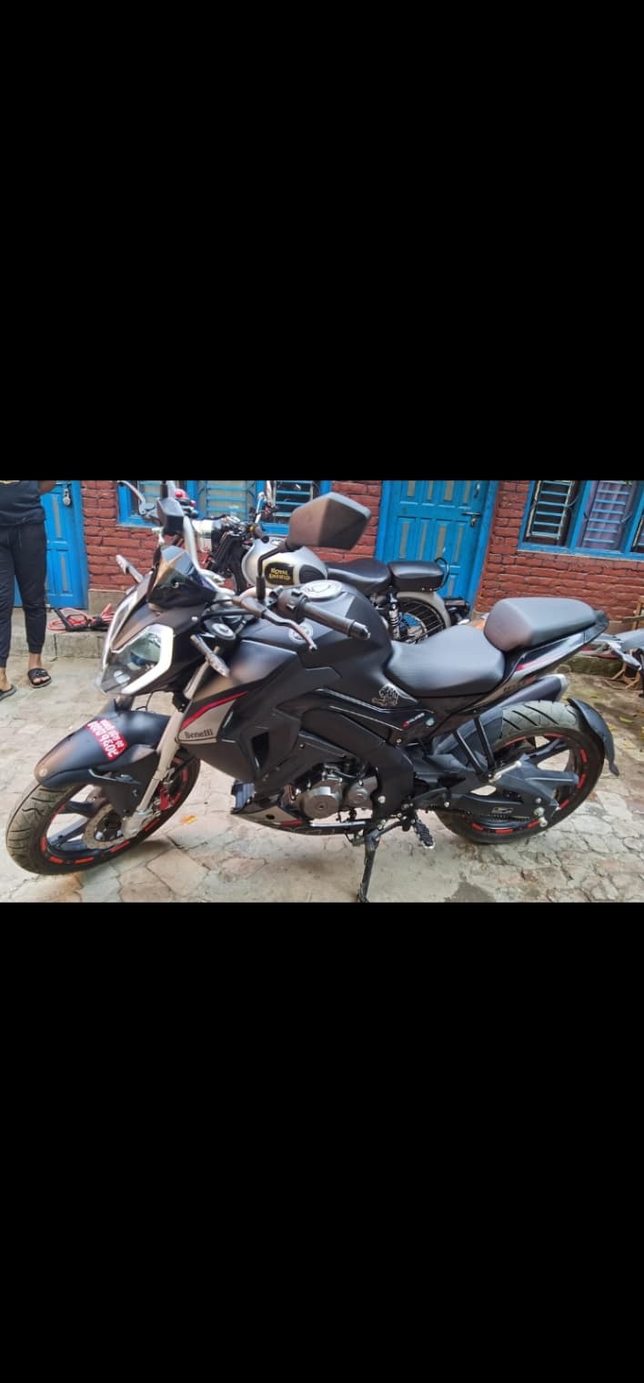 2021 Benelli 180S image