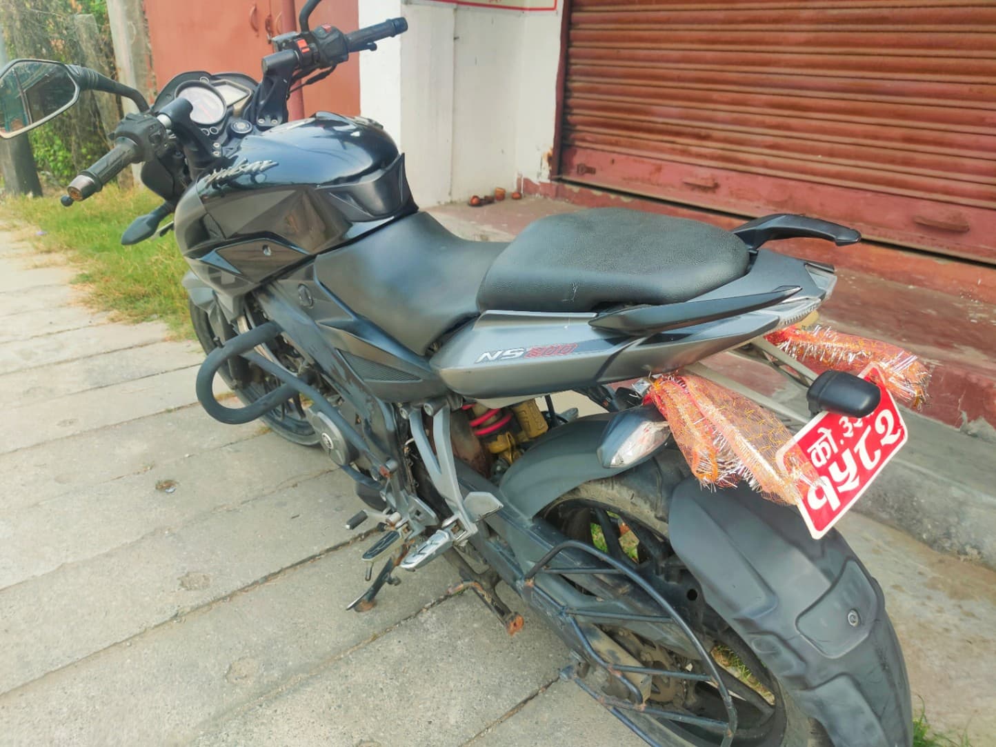 2017 Bajaj Pulsar NS 200 image