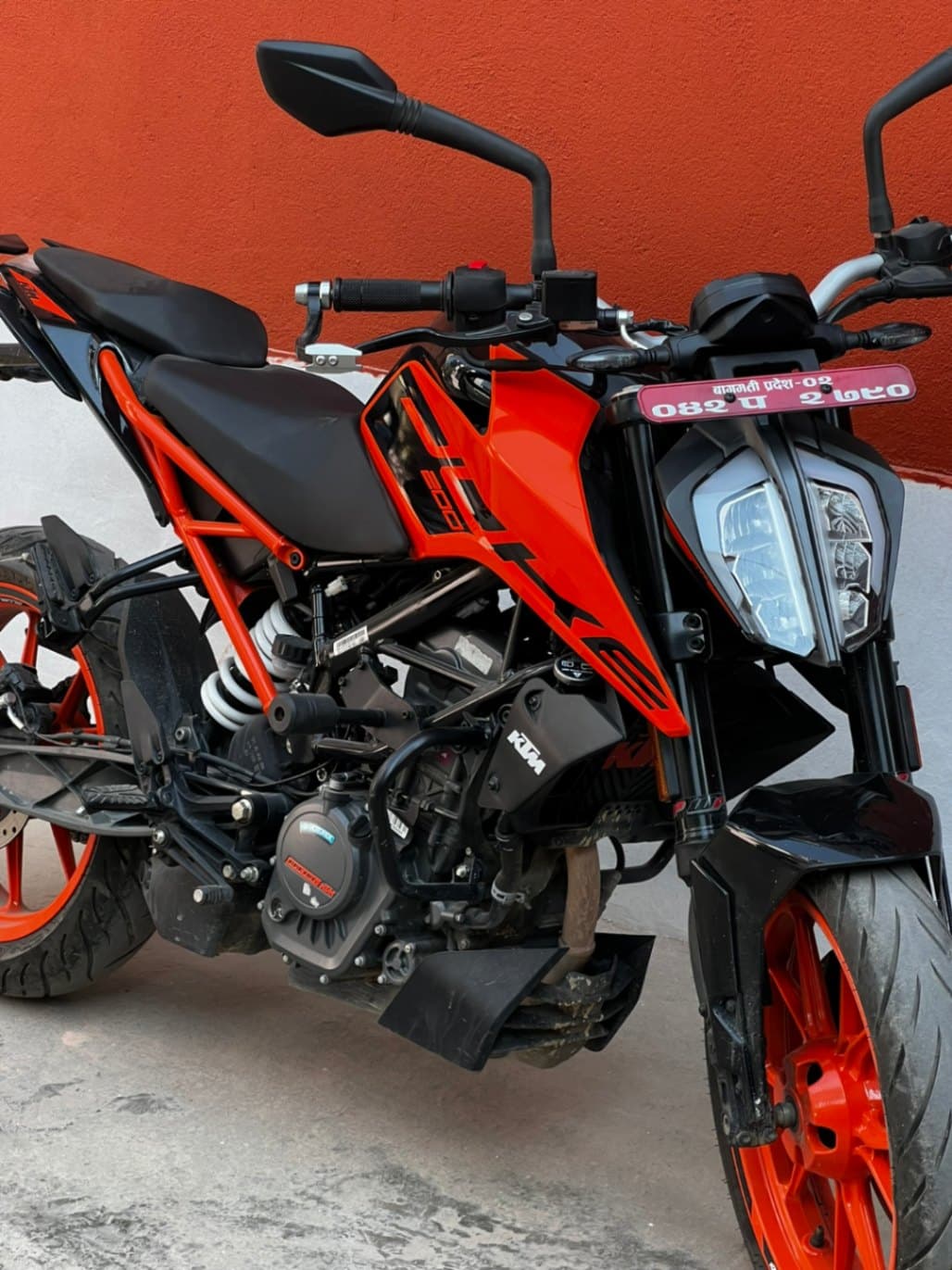 2023 KTM Duke 200 image