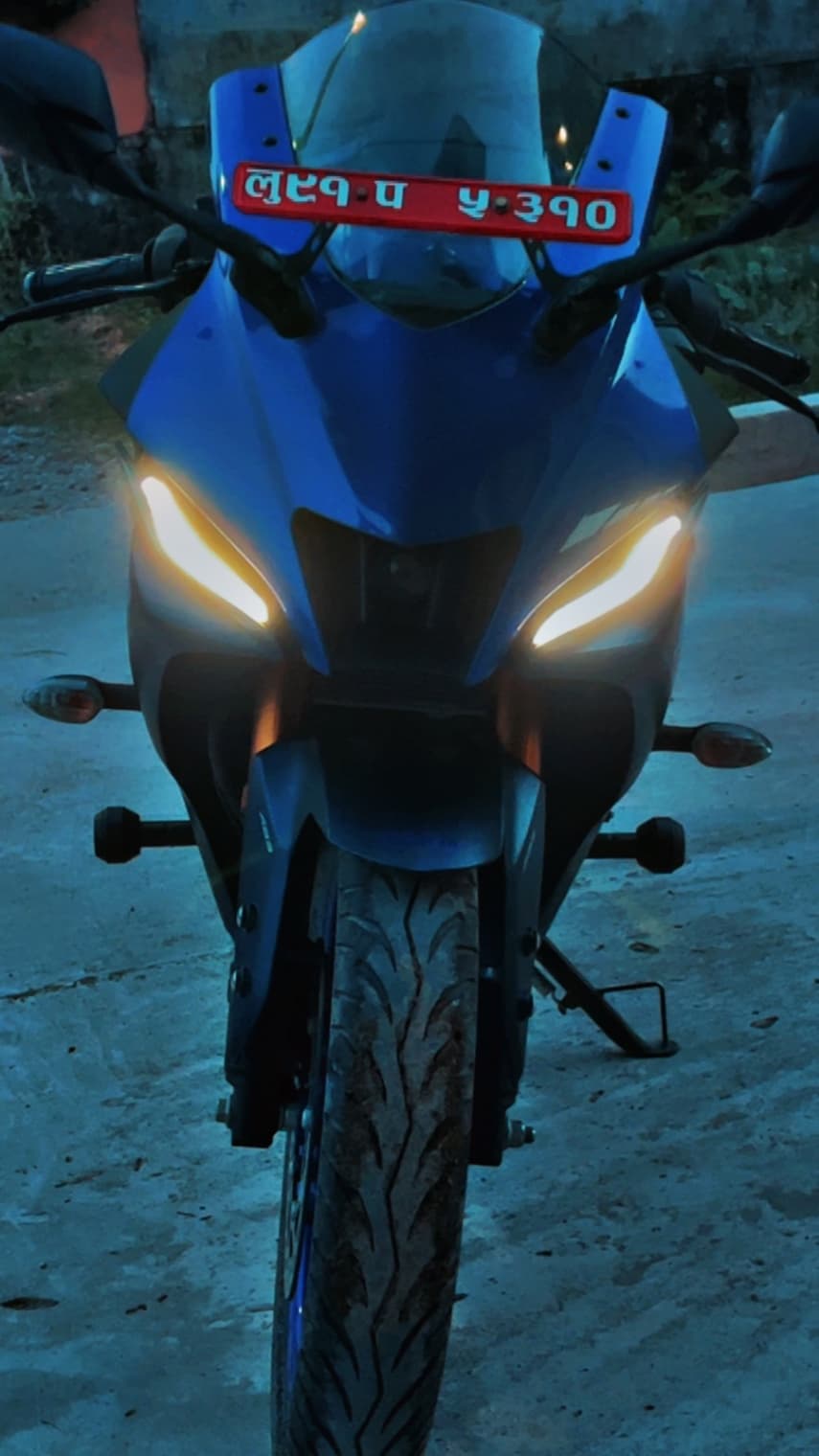 2022 Yamaha R15 V4 image