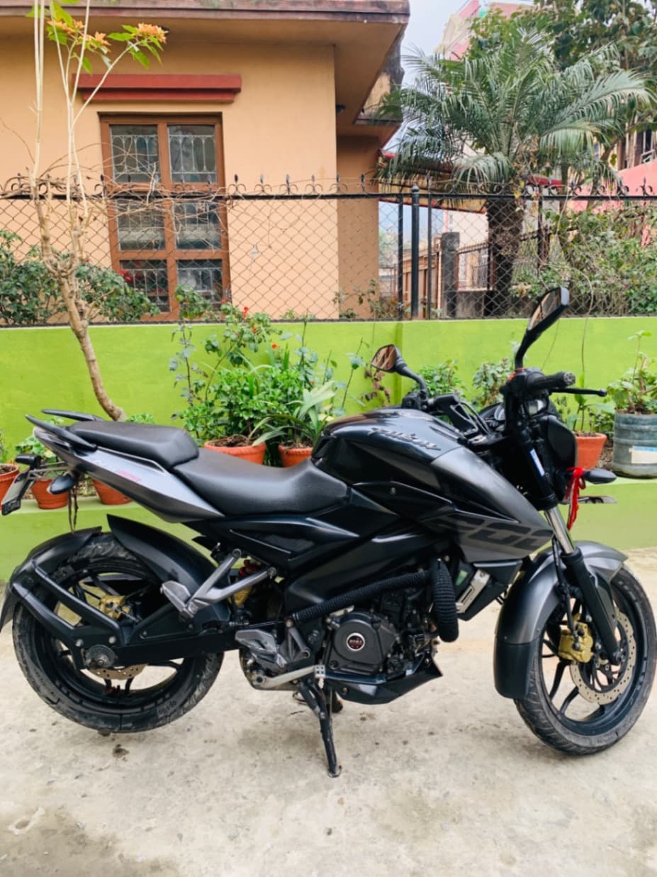 2018 Bajaj Pulsar NS 200 image