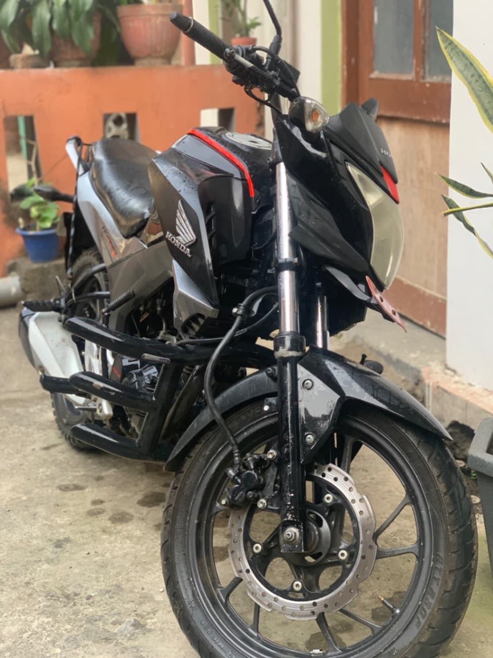 2017 Honda CB Hornet 160R image