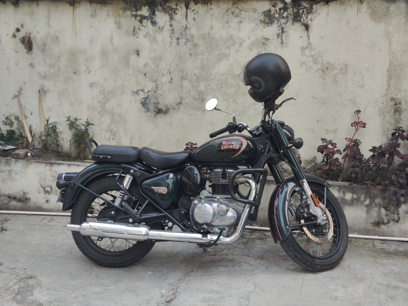 2023 Royal Enfield Classic 350 image