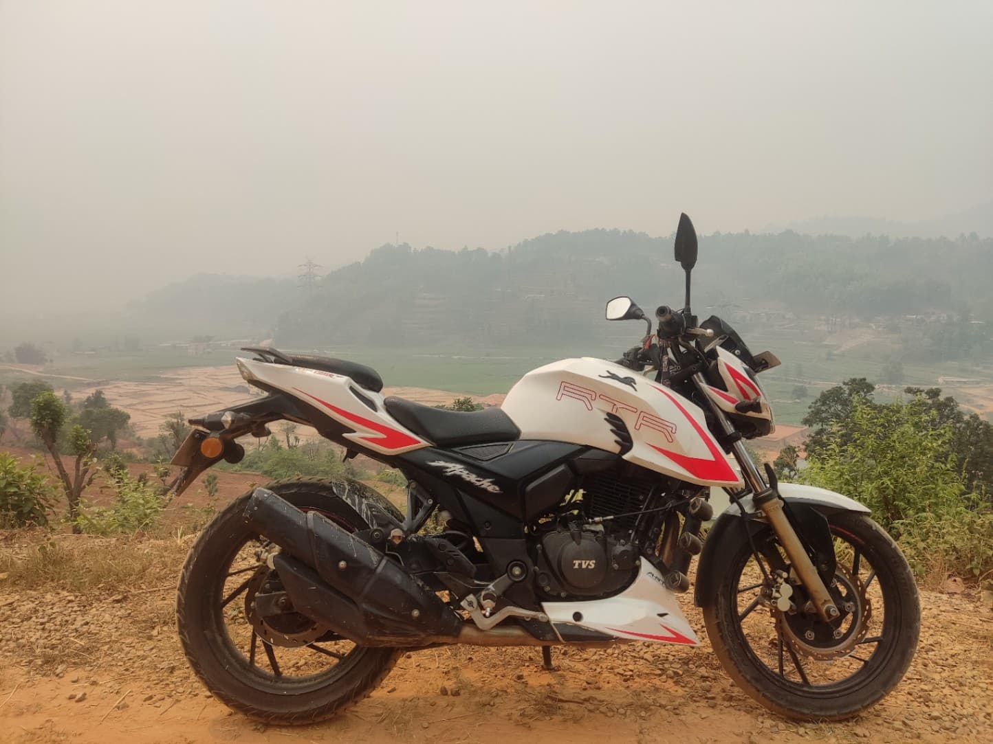 2020 TVS Apache RTR 200 4V image