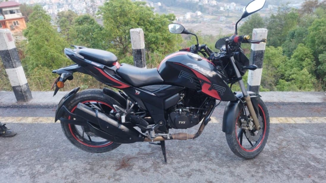 2016 TVS Apache RTR 200 4V image