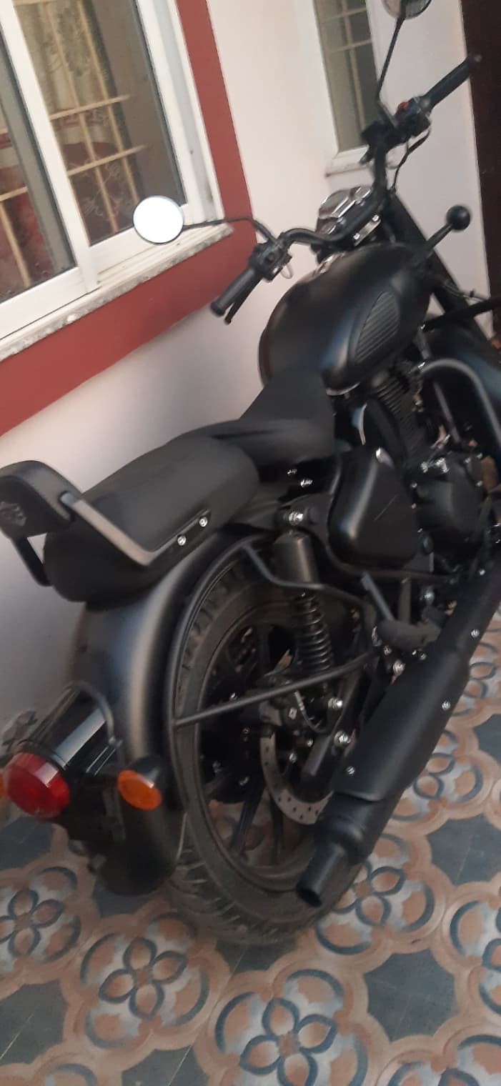 2025 Royal Enfield Classic 350 image