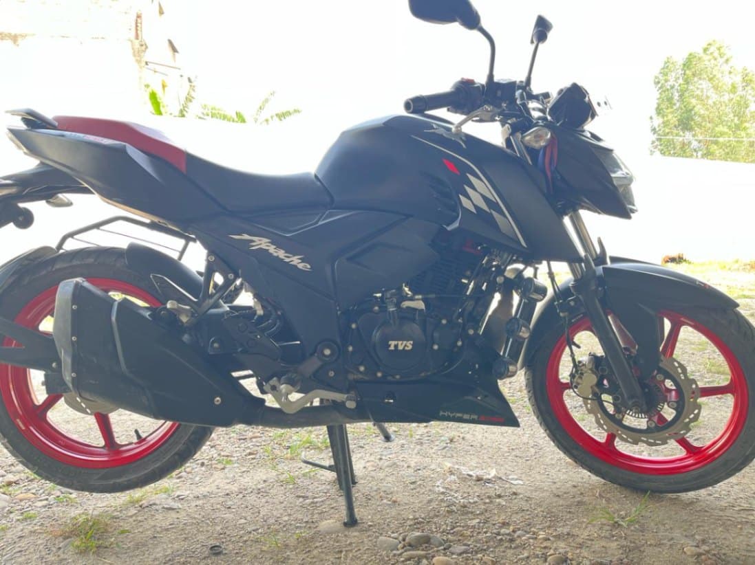 2023 TVS Apache RTR 160 4V Refresh image