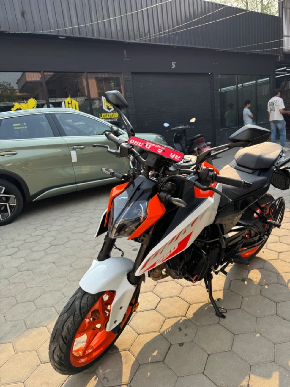2024 KTM Duke 250 image