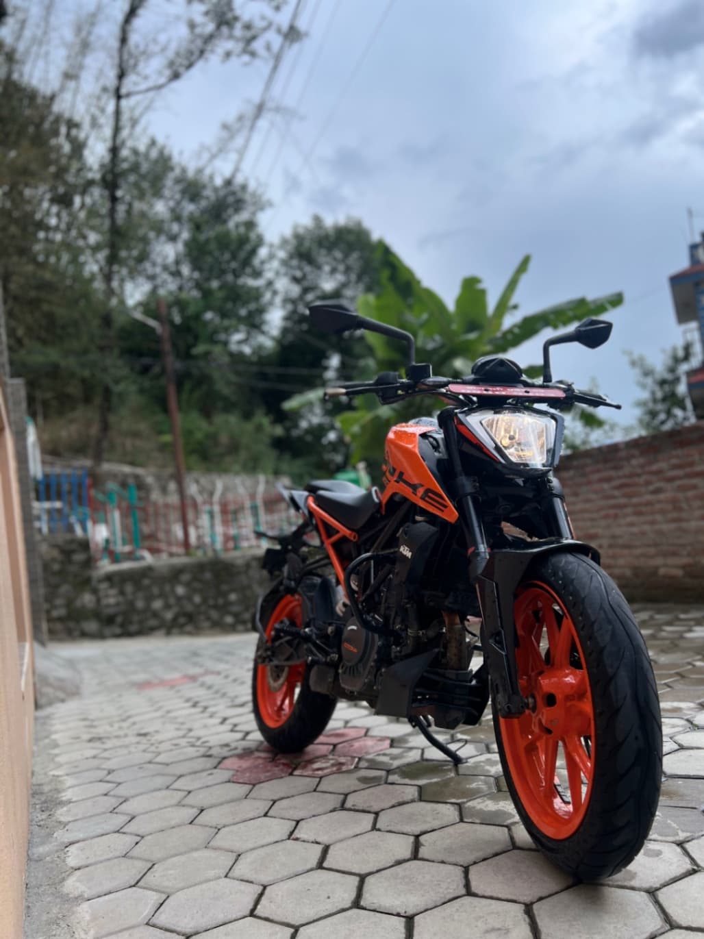 2023 KTM Duke 200 image