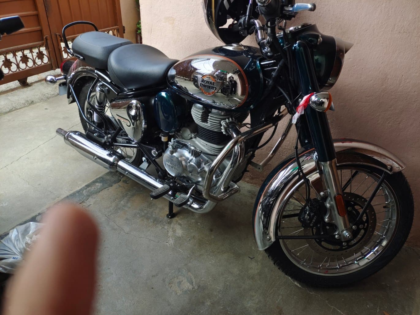 2025 Royal Enfield Classic 350 image